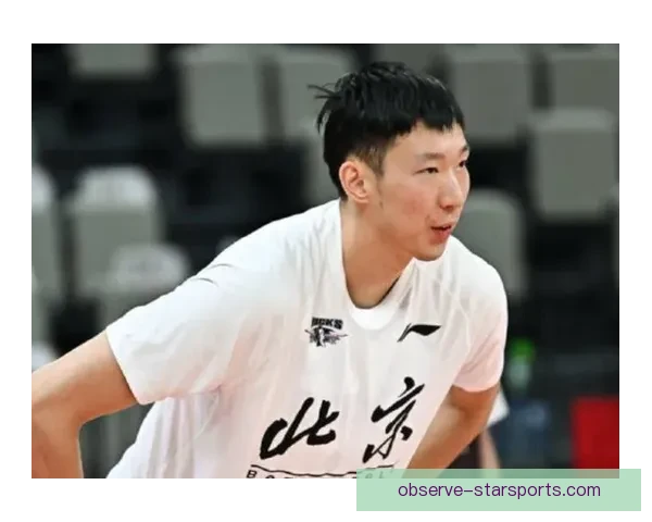 中国男篮力克强敌晋级亚洲杯四强，周琦表现惊艳助队赢得关键胜利